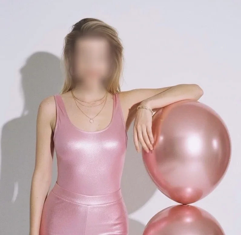 Ambra, 33 anni