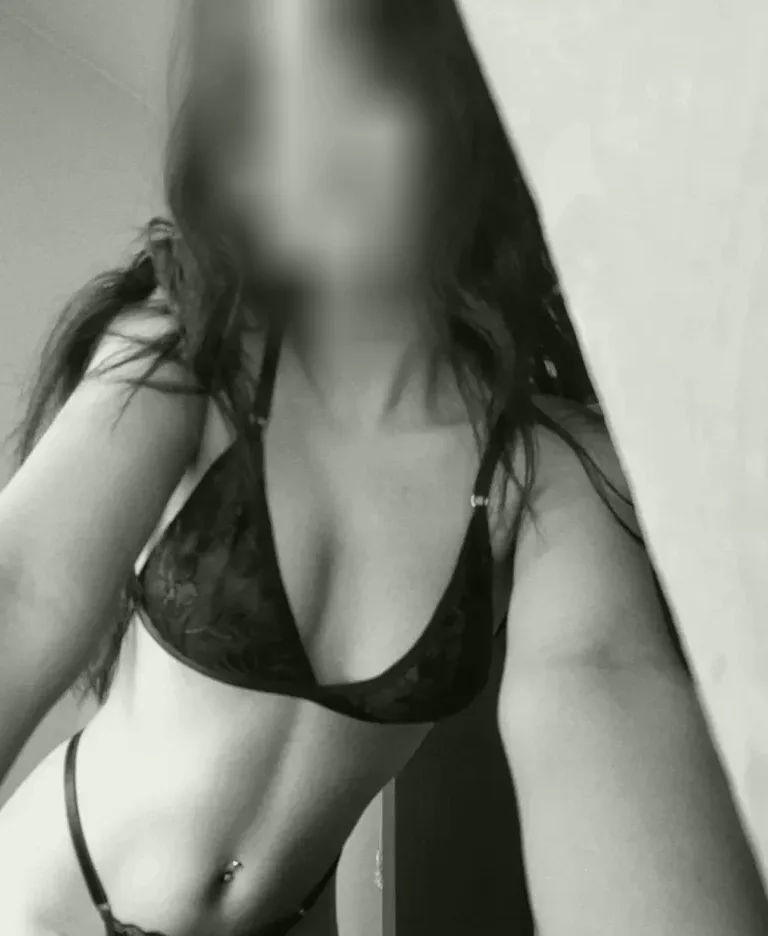 Asia, 24 anni