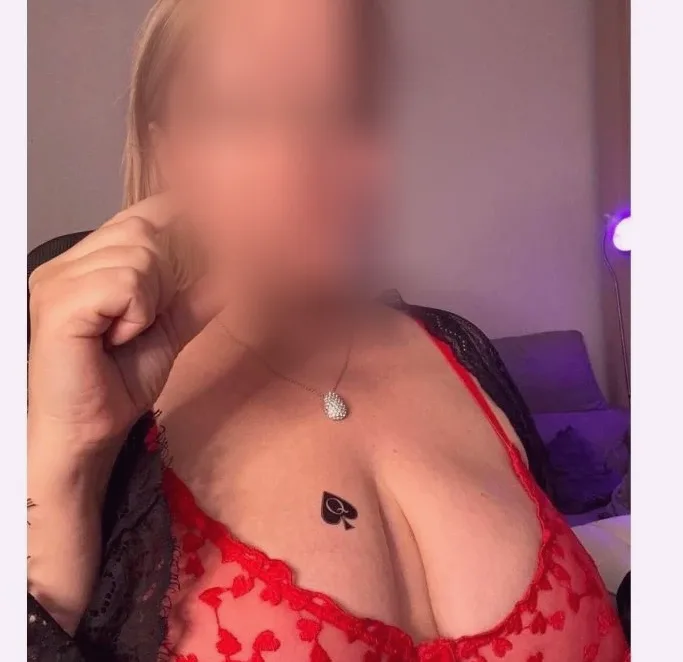 Manuela, 39 anni