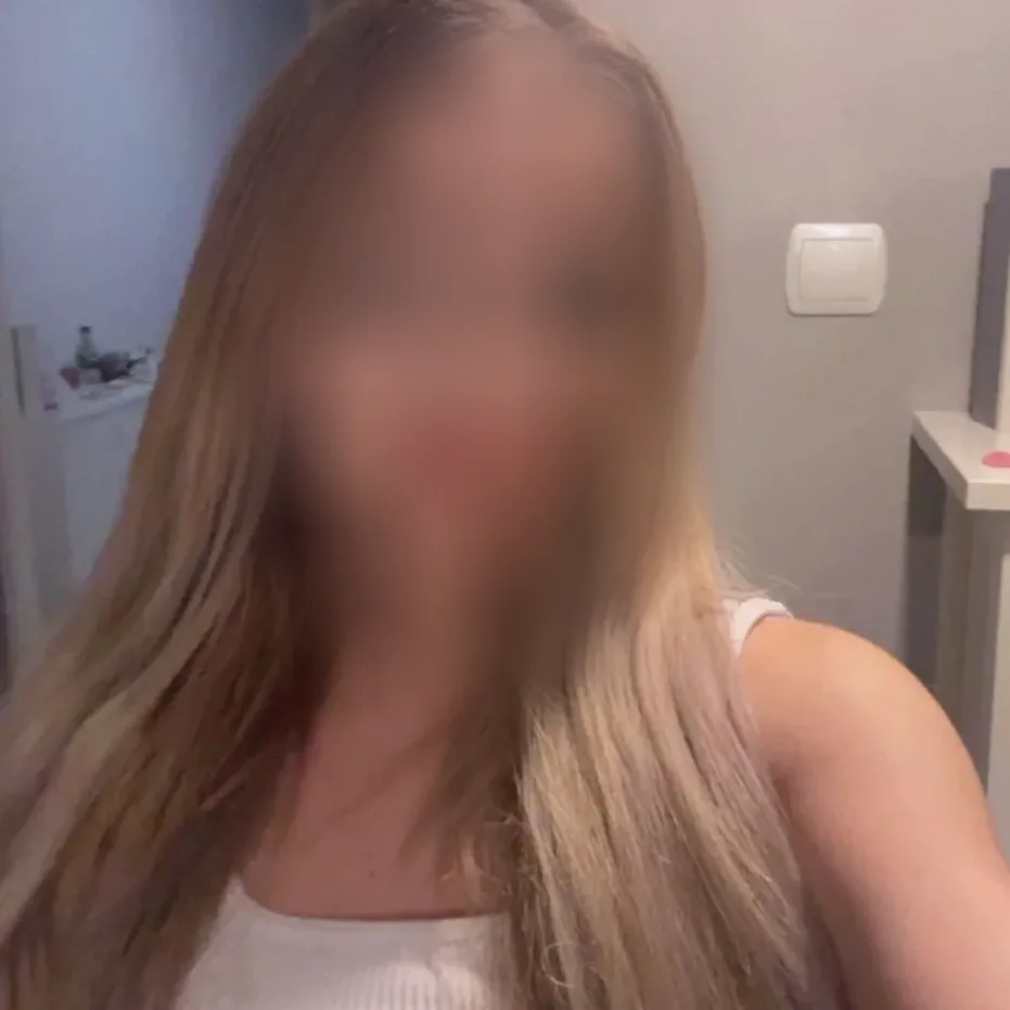 Rebecca, 24 anni